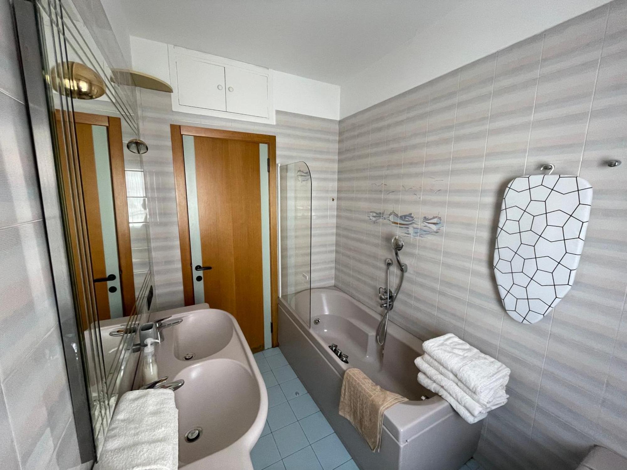 Ca Gorla Bellagio Apartment Bagian luar foto